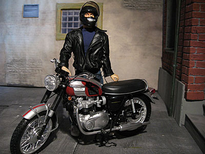 triumph bonville